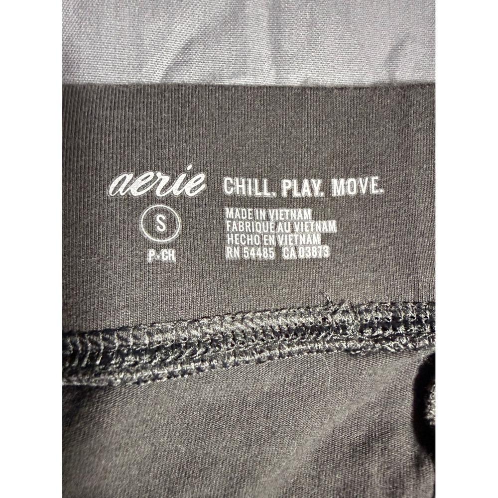 Aerie Leggings Women Small Gray Good Smiley Face Heart Eyes Chill Play Move - Picture 6 of 7